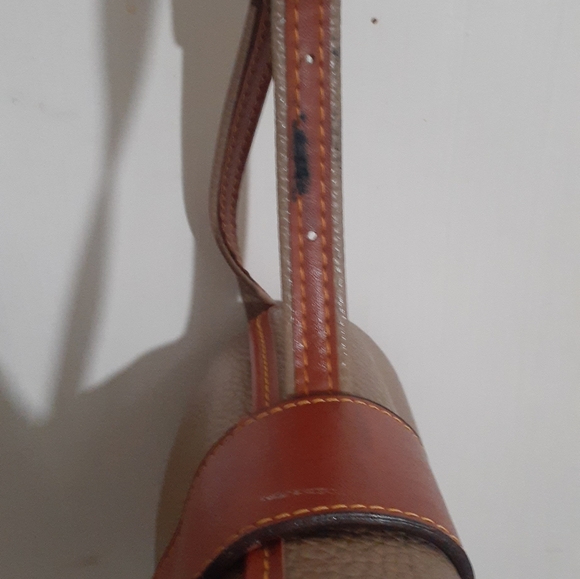 Tan Vintage Dooney and Burke Purse - Picture 8 of 9